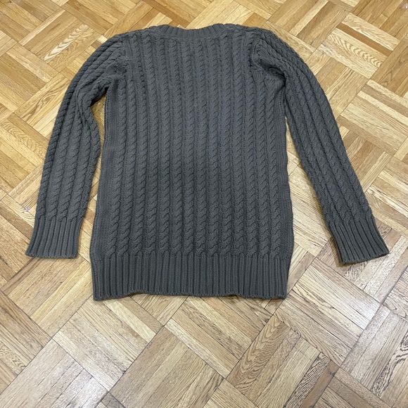 Burberry sweater size small - Picture 3 of 6